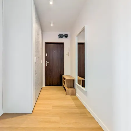 Park Skowroni Pleasant By Bookinghost