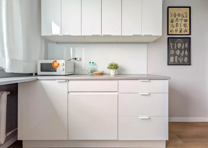 Park Skowroni Pleasant By Bookinghost Вроцлав